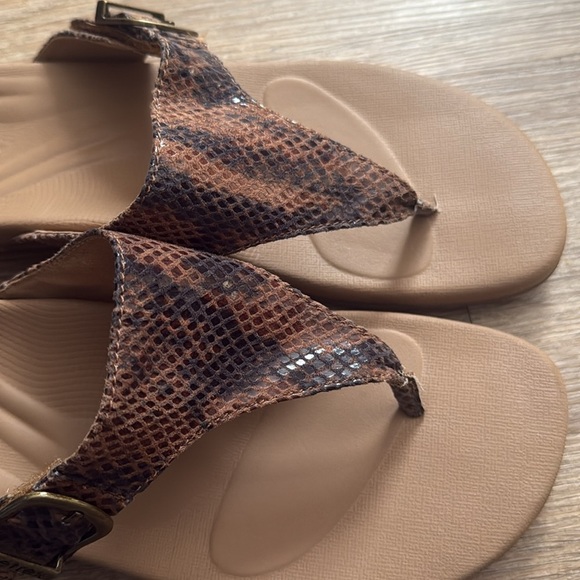 Aetrex Rita Sandals - Picture 4 of 9